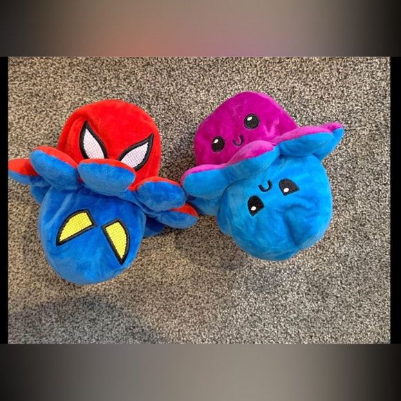 Reversible Octopus Plush lot of 2 - Picture 5 of 5
